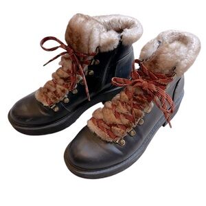 Lace up faux fur lined boots - size 8